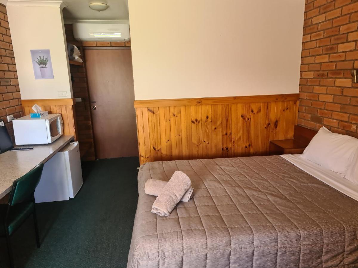 Regency Court Motel Cobram Dış mekan fotoğraf