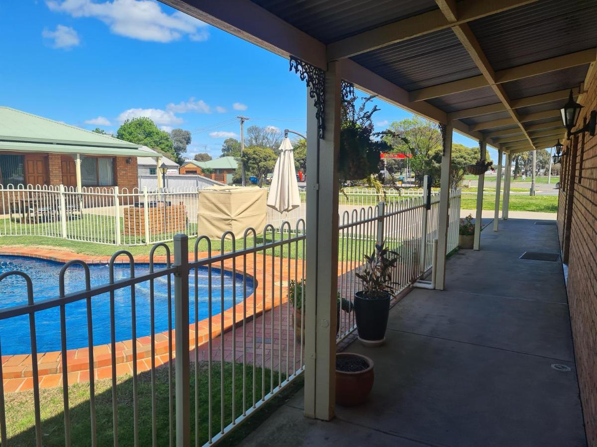 Regency Court Motel Cobram Dış mekan fotoğraf