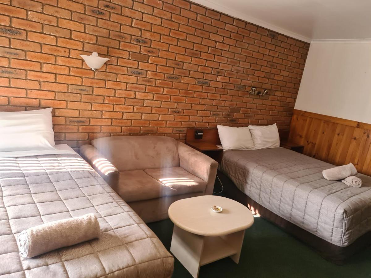 Regency Court Motel Cobram Dış mekan fotoğraf